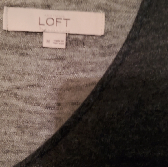 2/$10 LOFT Long Sleeve Thin Sweater - Picture 3 of 5